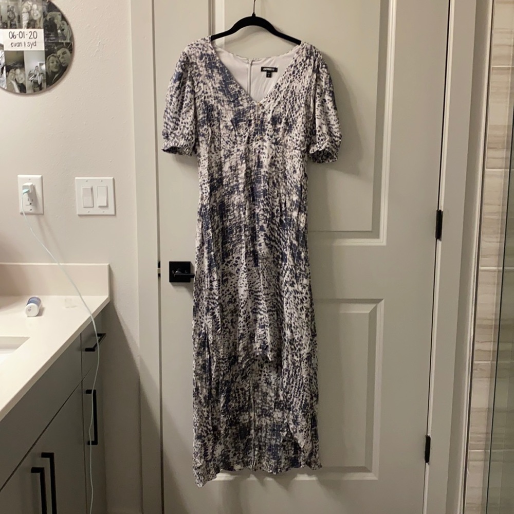 Express High low pattern dress